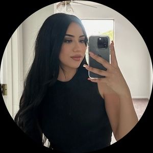 Meet your Posher, Leah